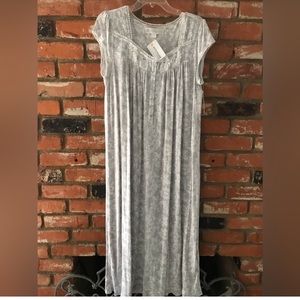 NWT Eileen West MicroModul Floor Length Nightgown